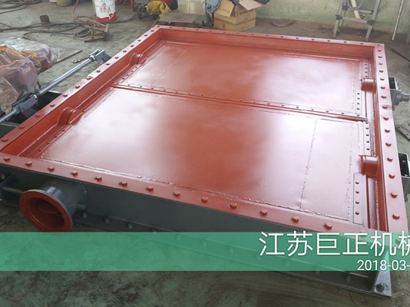 方形擋板門（寬9m）完工，準(zhǔn)備發(fā)貨