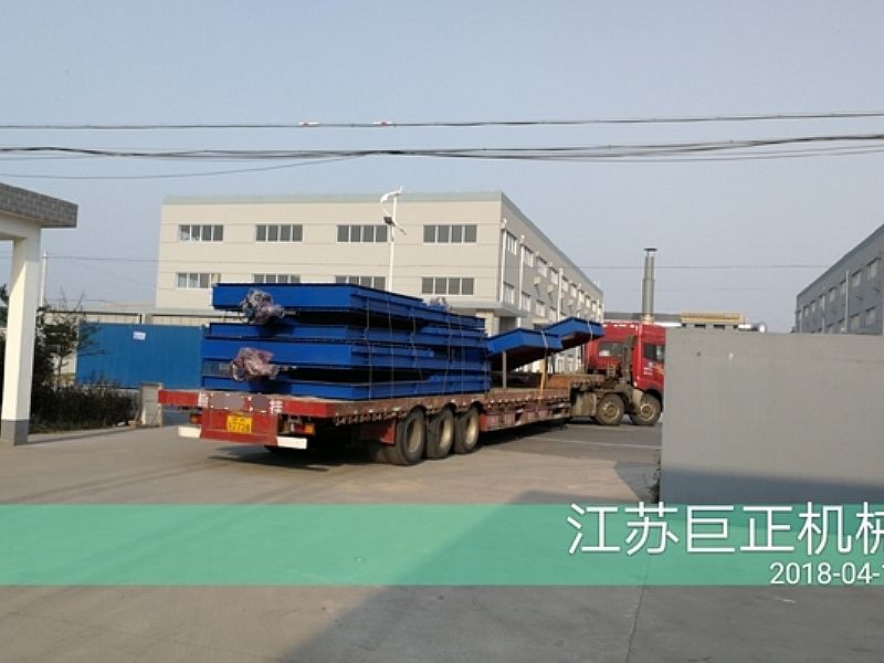 方形擋板門（寬11M）完工，發(fā)貨了